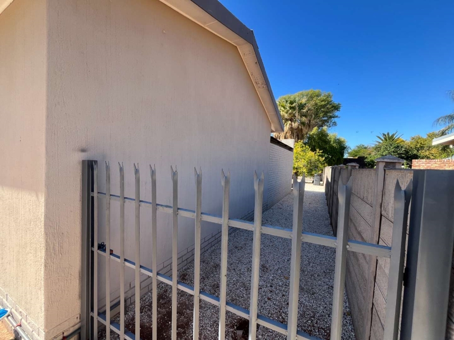3 Bedroom Property for Sale in Blydeville Northern Cape